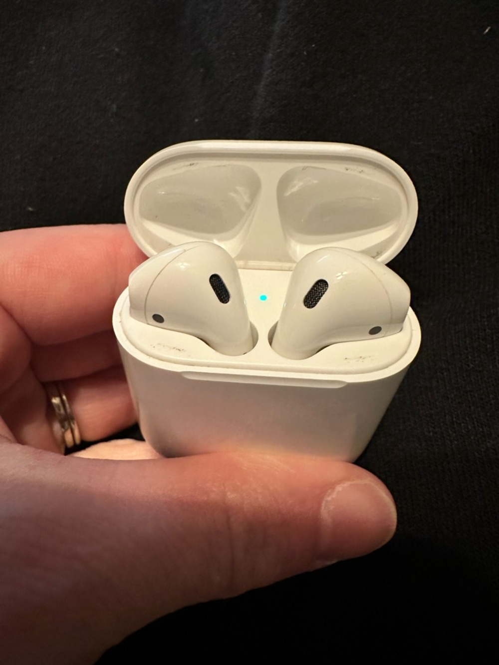 Apple AirPods with Charging Case